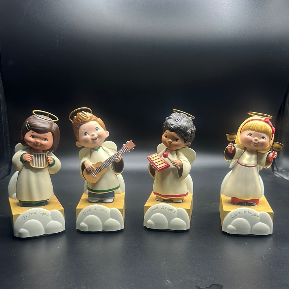 ✨ Orlando Angel Figurines Set – Beautiful Collectible Set!